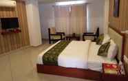 Kamar Tidur 2 Queens Hotel