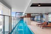 Swimming Pool Avani Adelaide Residences