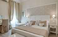 Bedroom 3 Charme & Chic Luxury