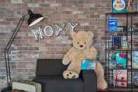 Lobby Moxy Frankfurt Airport Kelsterbach