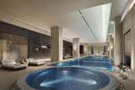 Swimming Pool Sheraton Yunfu Xinxing Hotel