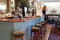 Quầy bar, cafe và phòng lounge Dog & Crook Braishfield
