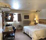 Bilik Tidur 5 Yellowstone Village Inn and Suites