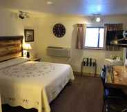 Bilik Tidur 7 Yellowstone Village Inn and Suites