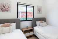 Kamar Tidur Studio 64 Oyster Bay Modern 3 Bedroom