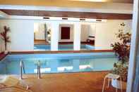 Swimming Pool Hotel Haus am Hochwald