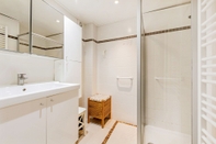 Toilet Kamar Cortina 201