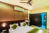 Bedroom Hotel Kamla Regency
