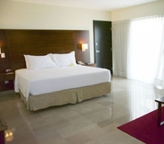 Bedroom 5 Four Points by Sheraton Veracruz