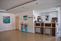 Lobby Defne Lorina Hotel