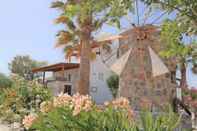 Exterior Thea Suites Naxos