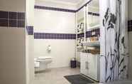 In-room Bathroom 4 Pension Sleep In Brettach