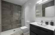 Toilet Kamar 5 SanSebastianForYou Getaria II aparment