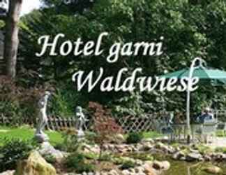 Bangunan 2 Hotel garni Waldwiese an der Ostsee