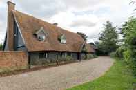 Exterior The Tithe Barn