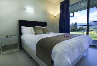 Kamar Tidur 4 Crossroads Hotel Lae