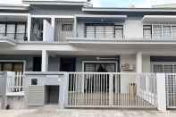 Exterior SR Home Stay at KLIA