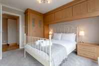 Kamar Tidur Bright, Modern One-bed With Stunning View of Thames