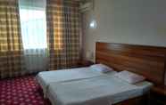 Kamar Tidur 7 Silk Way Hotel