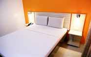 Bedroom 6 Travelbee Fuente Inn