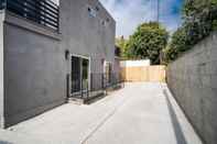 Bangunan Brand NEW Luxury Modern 3bdr Townhome In Silver Lake