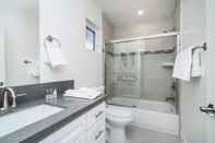 Toilet Kamar Brand NEW Luxury Modern 3bdr Townhome In Silver Lake