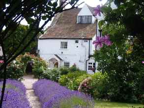 Exterior 4 The Old house B&B