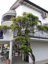 Bangunan 4 B&B Villa il Glicine