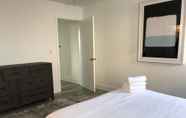 Kamar Tidur 2 Brand NEW Luxury Spacious 3bdr Townhome Close to 3rd St