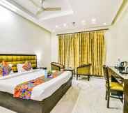 Bilik Tidur 7 FabHotel Sunshine Residency