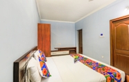 Phòng ngủ 4 FabHotel Yesmark Gachibowli