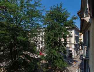 Exterior 2 Duomo & Palazzo Reale Apartment