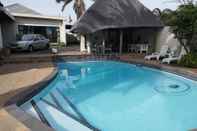 Swimming Pool Nahoon Mouth Guest House