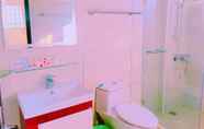 Toilet Kamar 7 Dilly Dally B&B