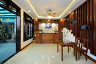 Lobi Threeway Riverside Villa