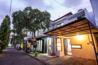 Exterior Cecilya House Balian