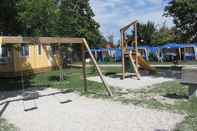 Common Space Happy Camp Mobile Homes in Camping Terme Catez