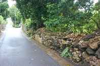 Ruang untuk Umum Ishigaki Island old houses inns Chura Akagawara