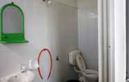 Toilet Kamar 4 Muara Inn Hotel