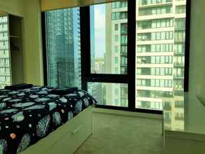 Bedroom 4 ReadySet Apartments Southbank One