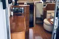 Lobby Luxury Dreams On Boat