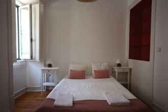 Bedroom 4 Stunning Apartment Near Chiado