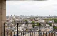 Nearby View and Attractions 5 Stunning 2 bed Penthouse apartment