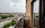Nearby View and Attractions 2 Stunning 2 bed Penthouse apartment