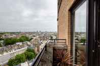 Nearby View and Attractions Stunning 2 bed Penthouse apartment