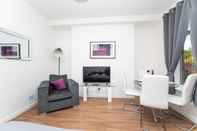 Ruang untuk Umum One Bedroom Apartment by Klass Living Serviced Accommodation Bellshill - Cosy  Apartment with WIFI  and Parking