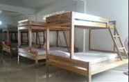 Kamar Tidur 6 Shirly's Pension and Restaurant