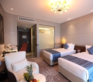 Bedroom 5 VIP Hotel