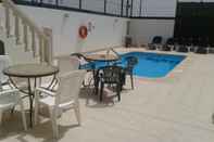 Swimming Pool Apartamentos Erika - Adults Only