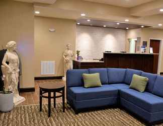 Lobby 2 Comfort INN AND Suites